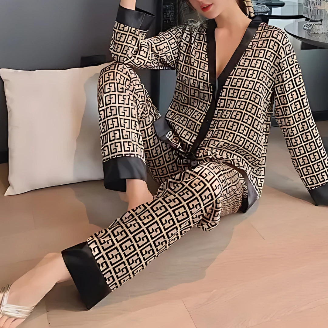 Conjunto de Pijama Chic Moderno