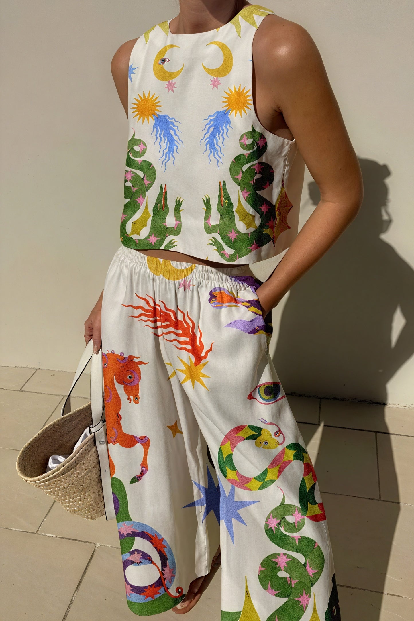 Top Estampado Mítico Celestial Diseño Crop