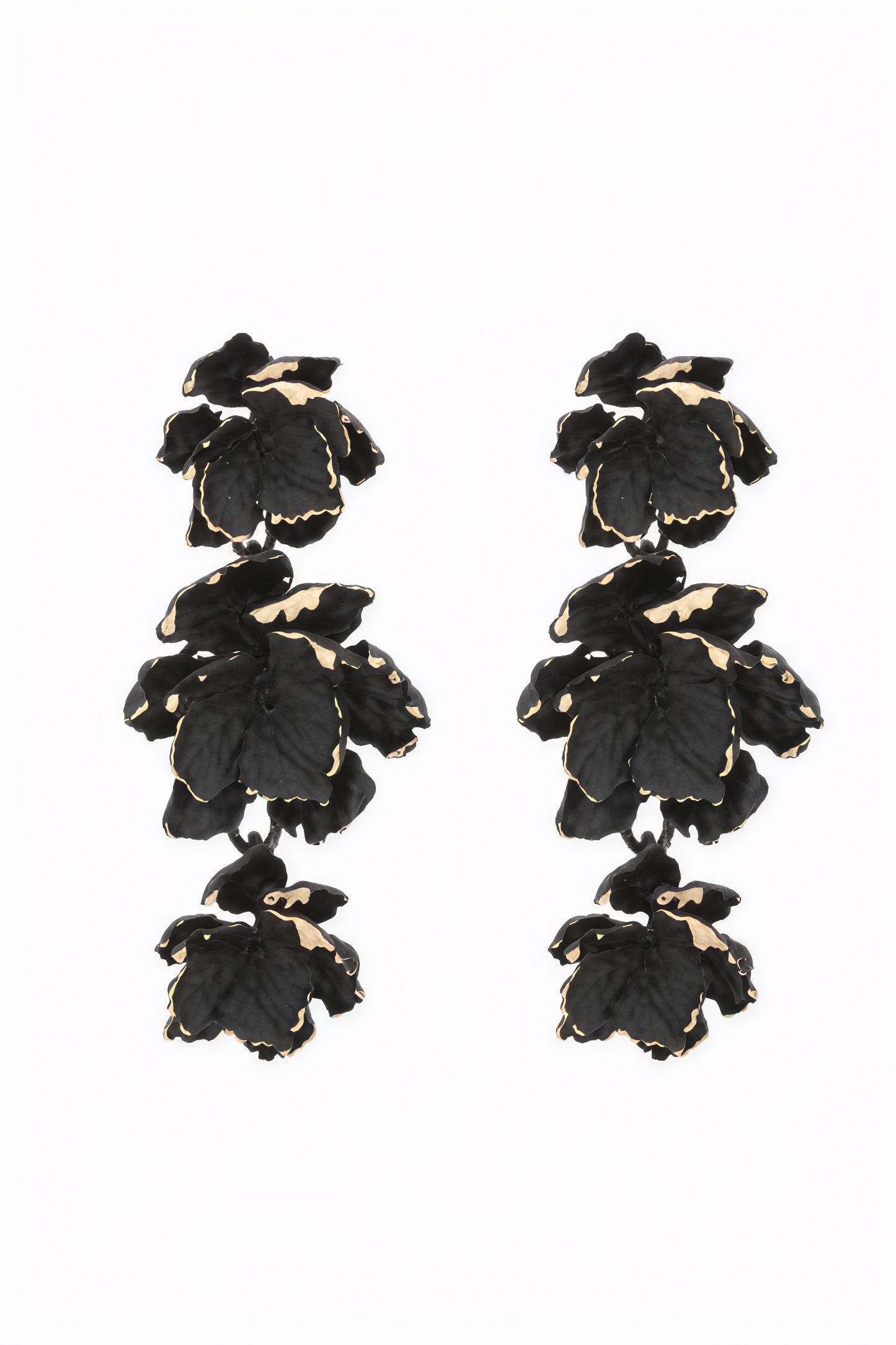 Elegantes Pendientes Florales Esculturales