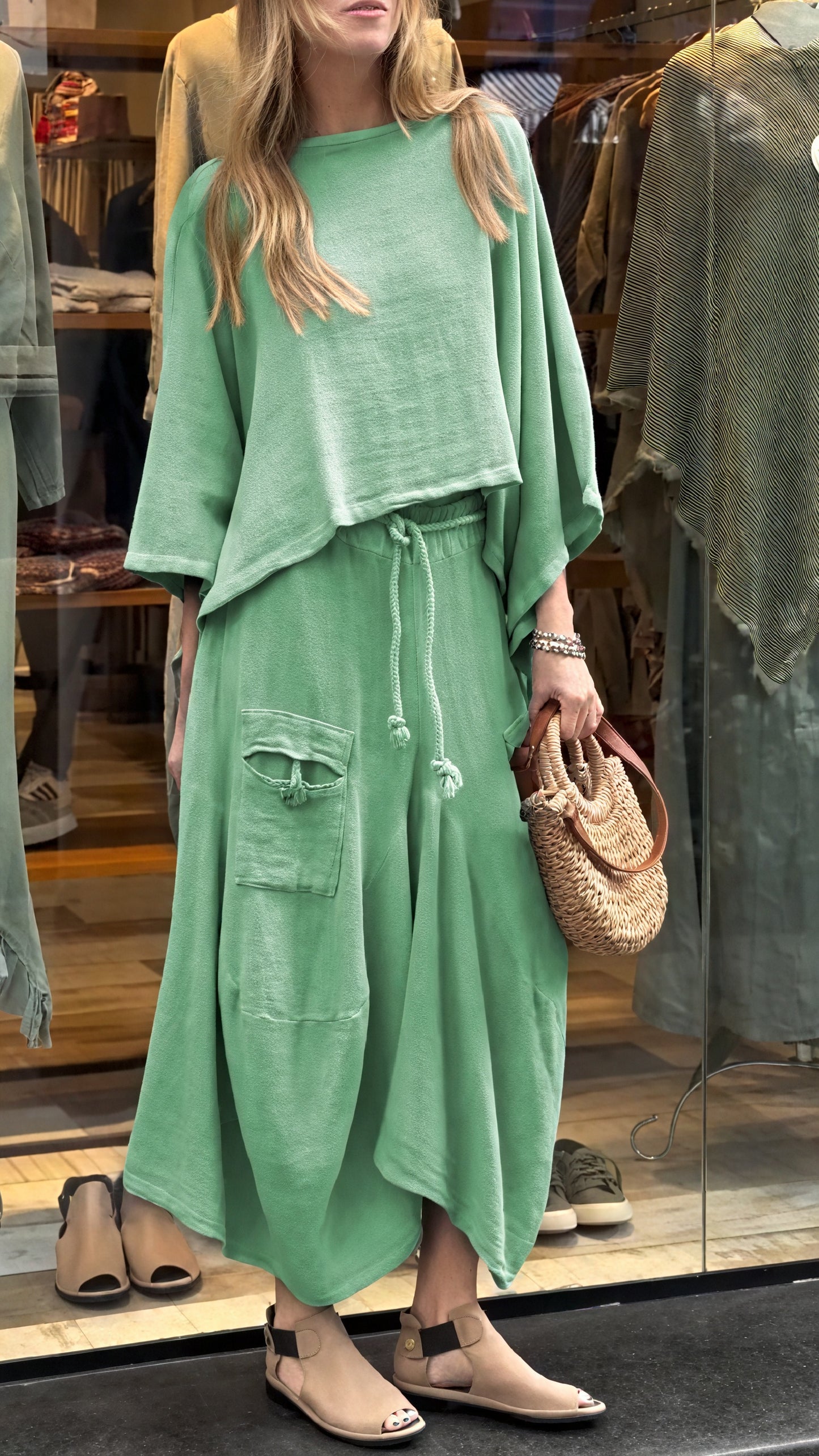 Conjunto Dos Piezas Mujer – Top y Pantalón Relaxed con Bolsillos y Cordón Ajustable-81991-8093b152-75a4-45ae-82b9-a61df4200235