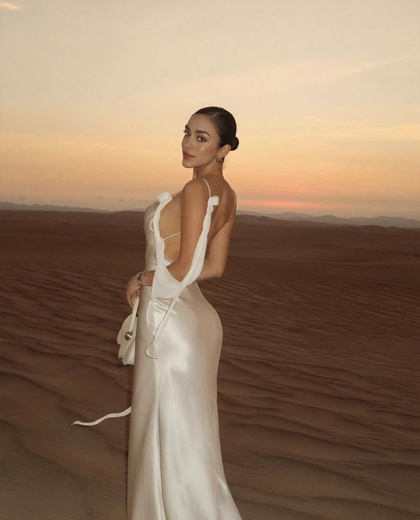 Vestido Largo Mujer Satén – Escote Drapeado, Tirantes Finos, Vela Official-83831-d4f4cd73-b226-4ea6-896e-346cab14bc5f