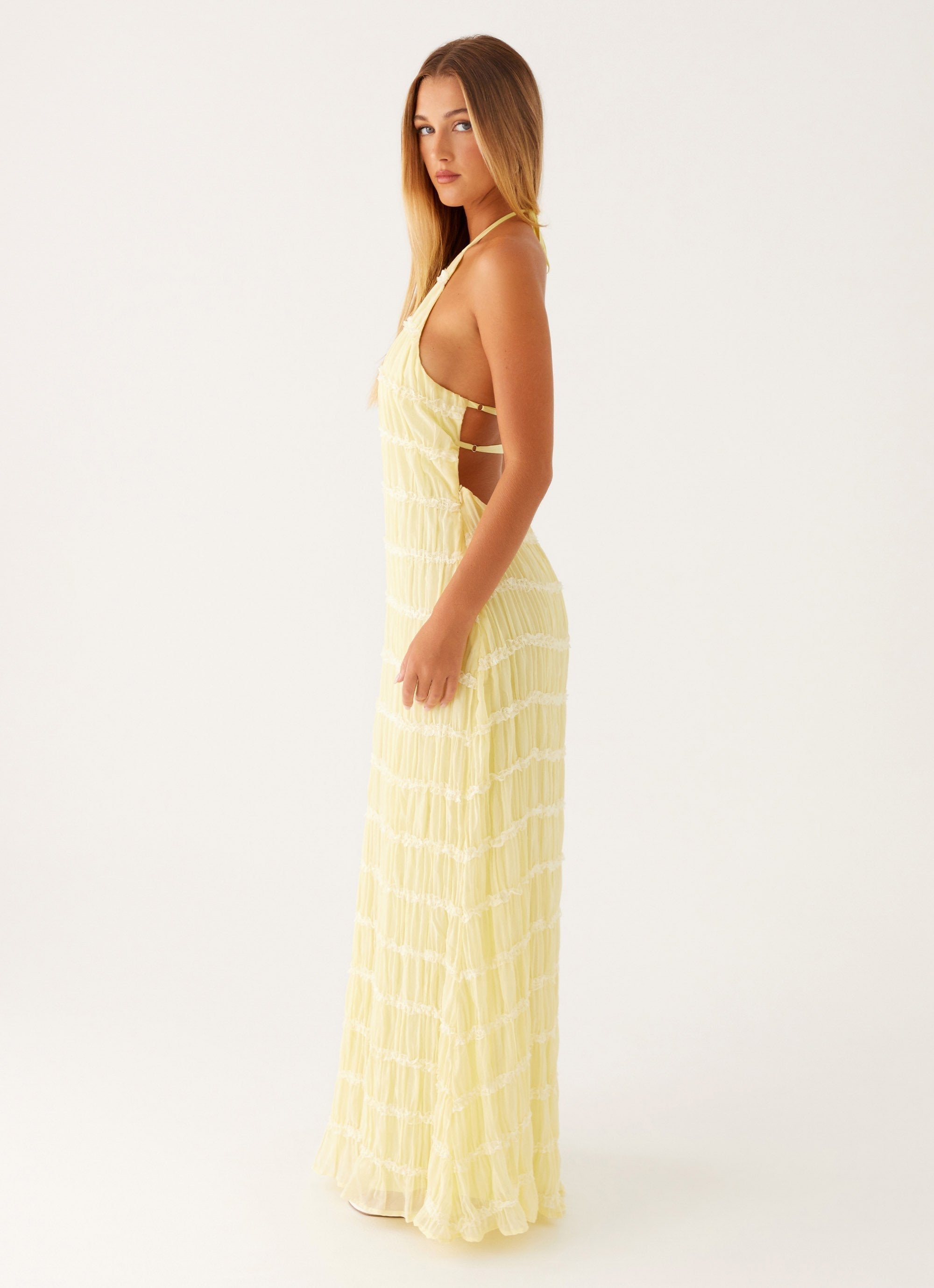 Vestido Maxi para Mujer – Cuello Halter, Tejido Texturizado, Elegante-83499-08307baa-3e24-4cb5-afc6-1d062edce20e