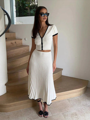 Conjunto Chic: Top Corto y Falda Midi