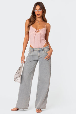 Jeans de Mujer Lavado Claro con Lazos Bordados, Pierna Ancha-83512-0d4a2dad-f92a-47b3-a25b-c34aaa594a84