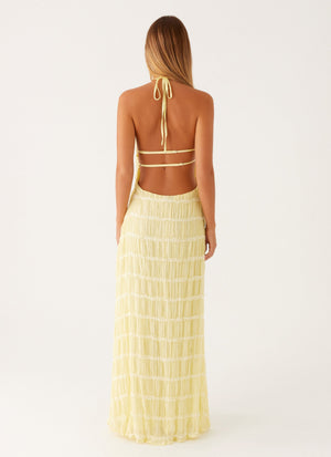 Vestido Maxi para Mujer – Cuello Halter, Tejido Texturizado, Elegante-83499-1efc1762-fd28-4762-9d1c-a11c67089190