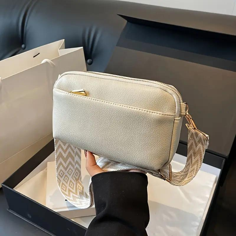 Bolso Bandolera Chic con Correa Geométrica