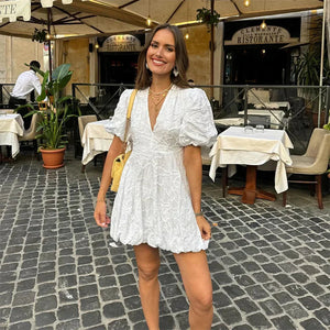Vestido Blanco de Mujer con Escote V, Mangas Cortas y Bordado, Estilo Veraniego-83645-4ab8d485-5c25-4620-9801-70de7003235e