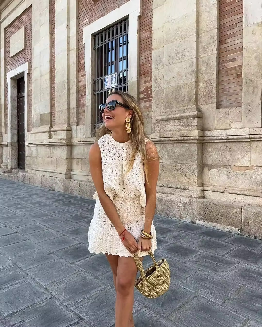 Conjunto Tejido: Top Calado y Falda A-Línea