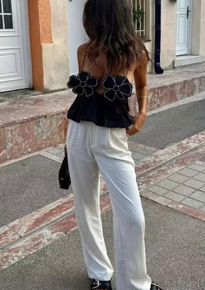 Top con Detalles Florales y Peplum