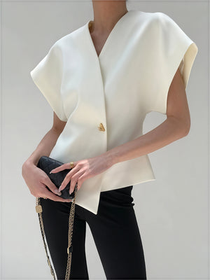 Top Elegante con Detalle Dorado Sofisticado