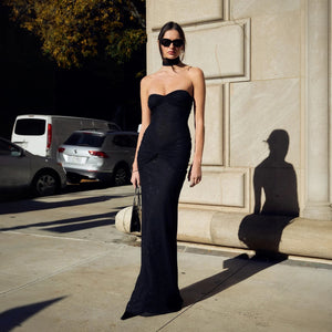 Vestido Noche Estelar: Elegancia Audaz