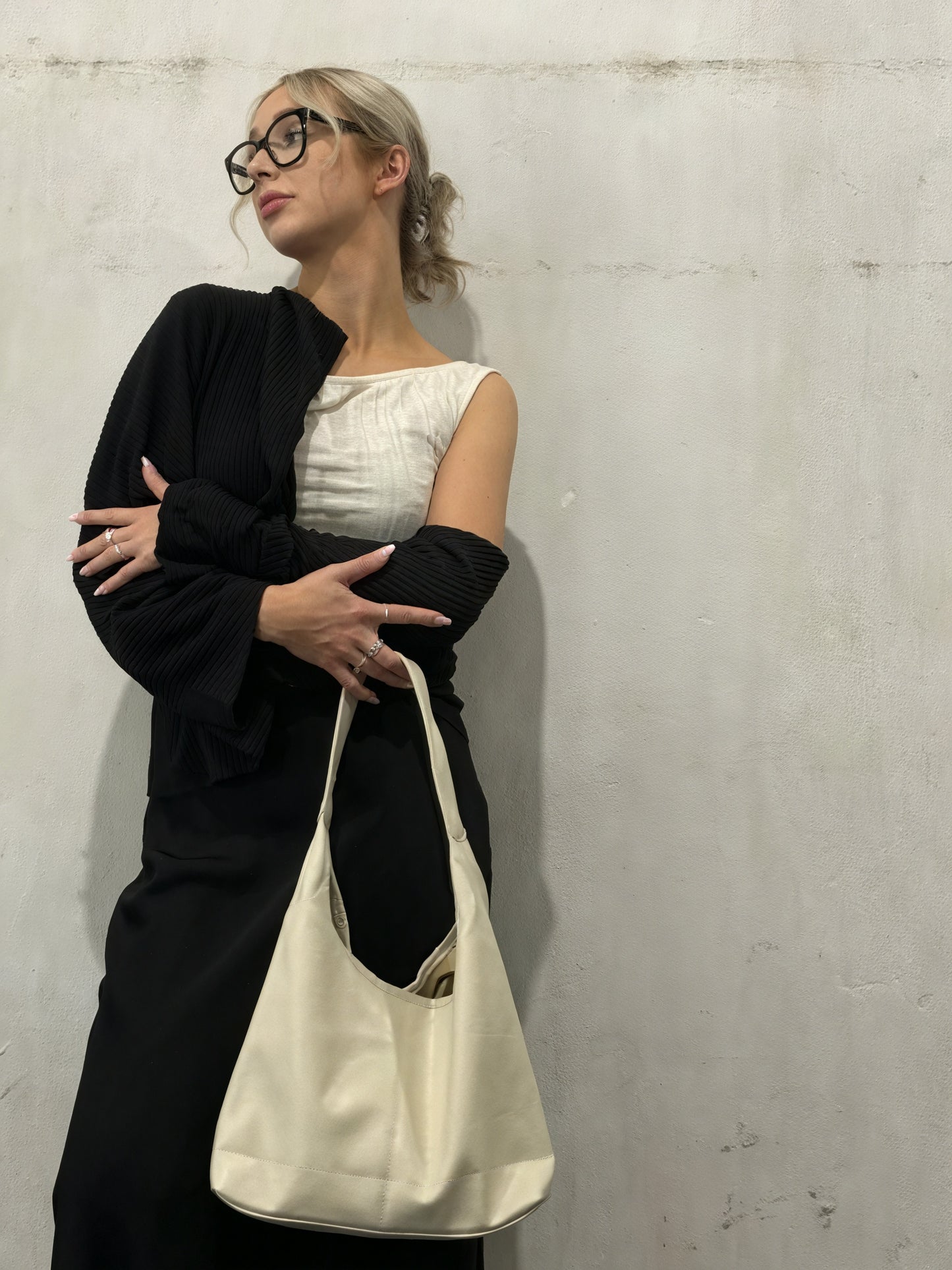 Bolso Hobo Minimalista