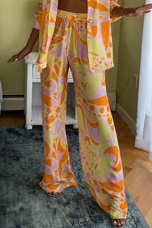 Conjunto Estampado Geométrico Silueta Fluida