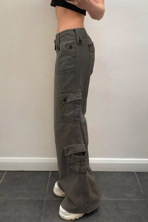 Pantalón Cargo Moderno y Versátil