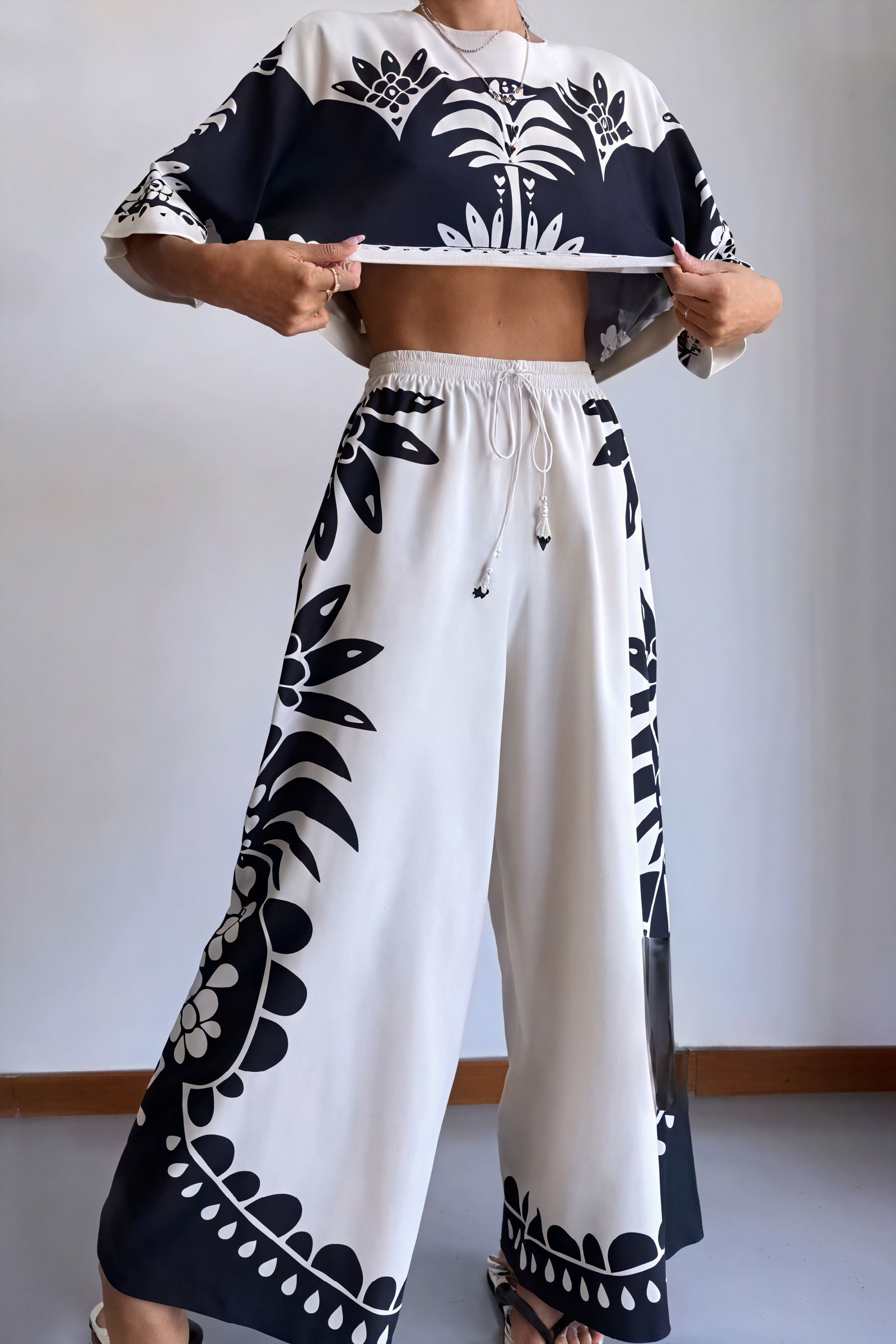 Top y Pantalón Floral de Tiro Alto