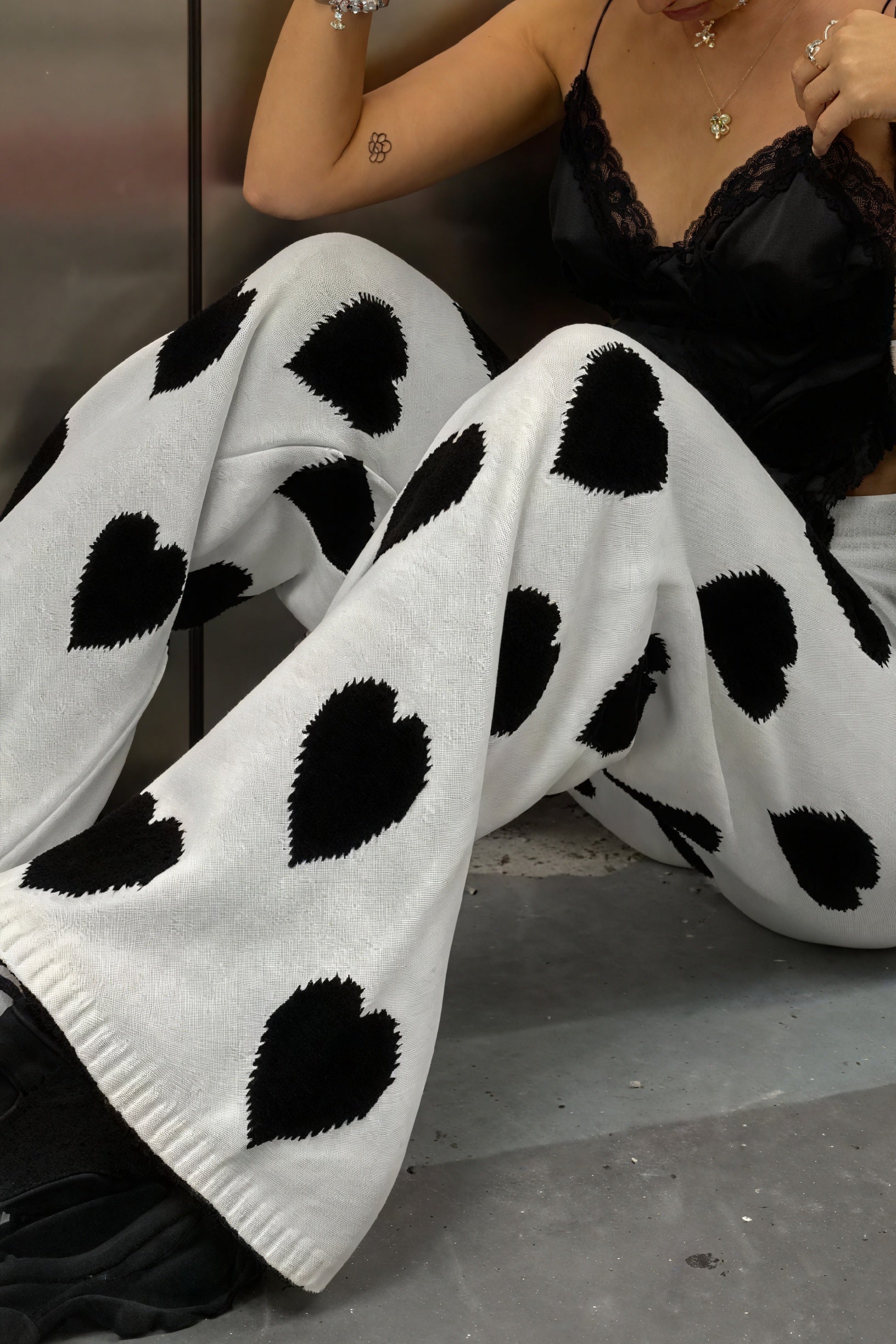 Pantalón Knit Corazones de Cintura Alta