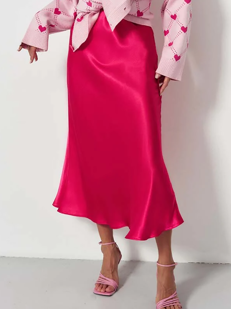 Falda Midi Fluida de Diseño Minimalista
