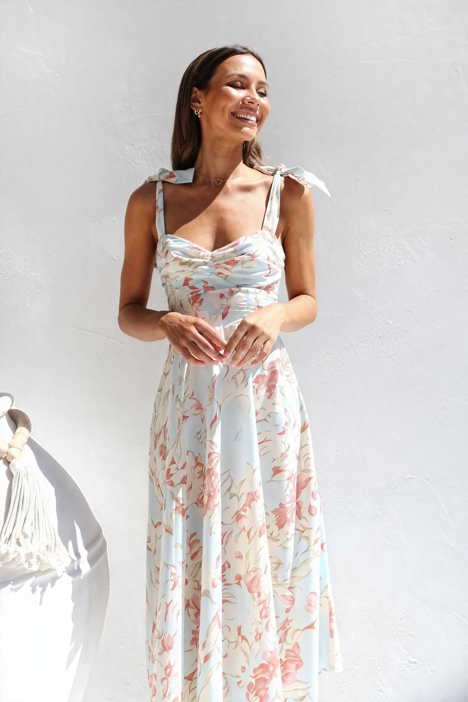 Vestido Midi Floral con Tirantes Anudados
