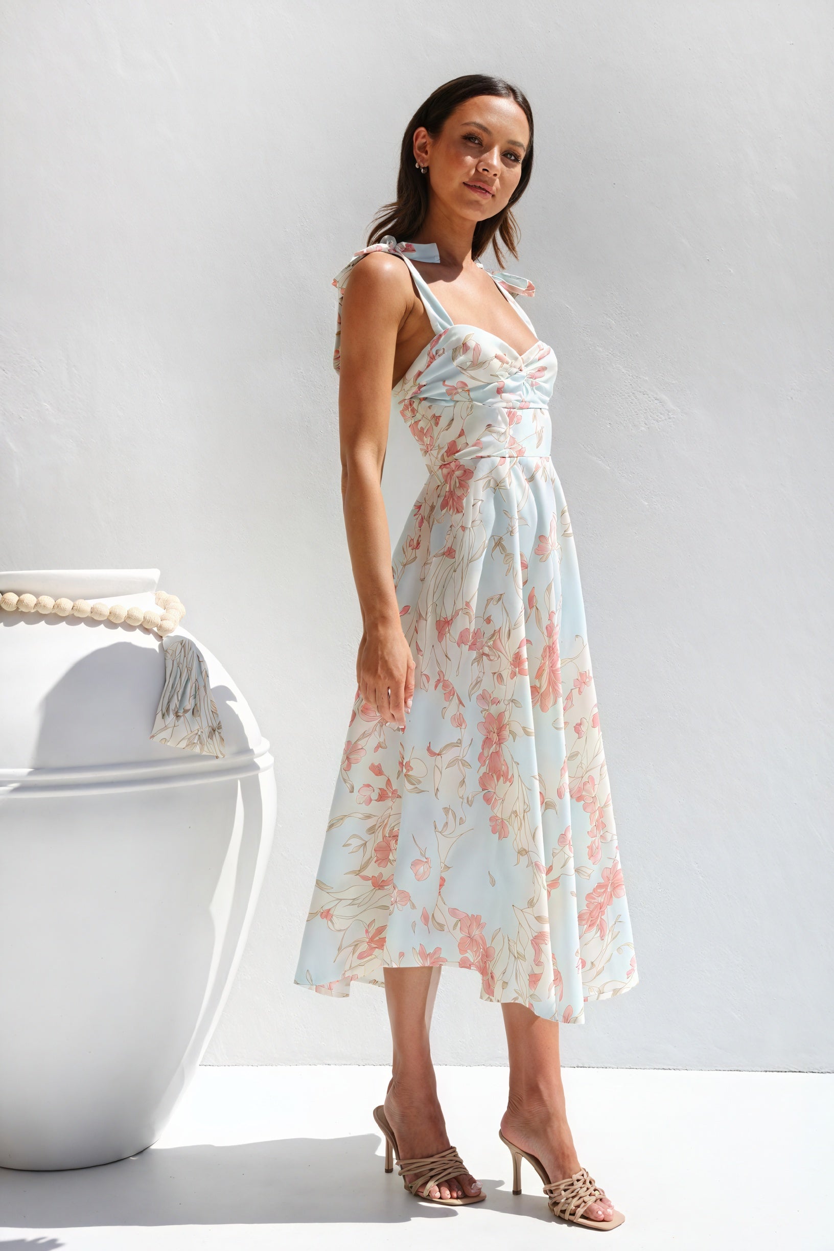 Vestido Midi Floral con Tirantes Anudados