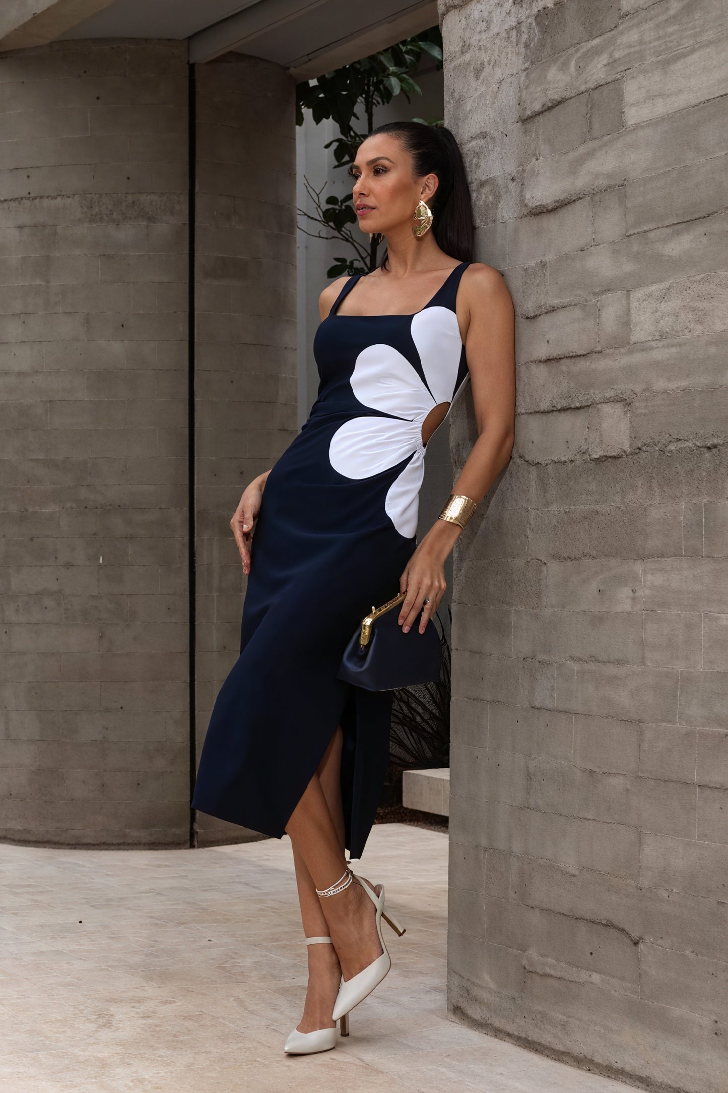 Vestido Midi Floral Chic