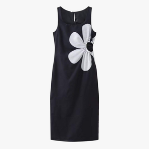 Vestido Midi Floral Chic