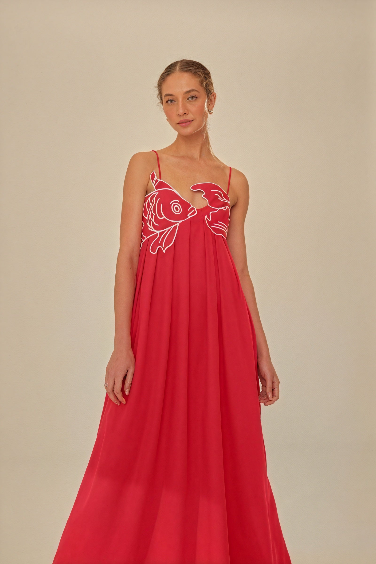Vestido Largo con Detalle de Pez
