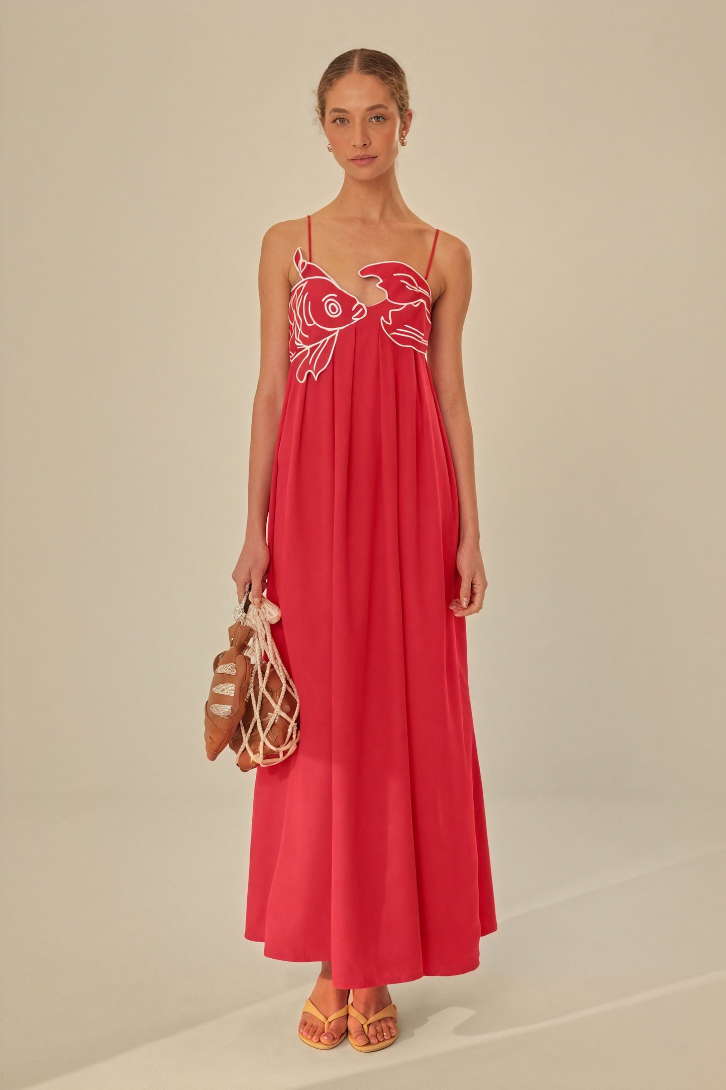 Vestido Largo con Detalle de Pez
