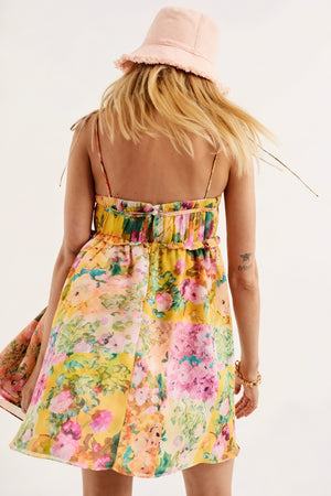 Vestido Mini Floral con Tirantes Finos