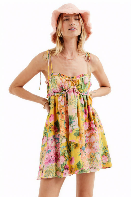 Vestido Mini Floral con Tirantes Finos