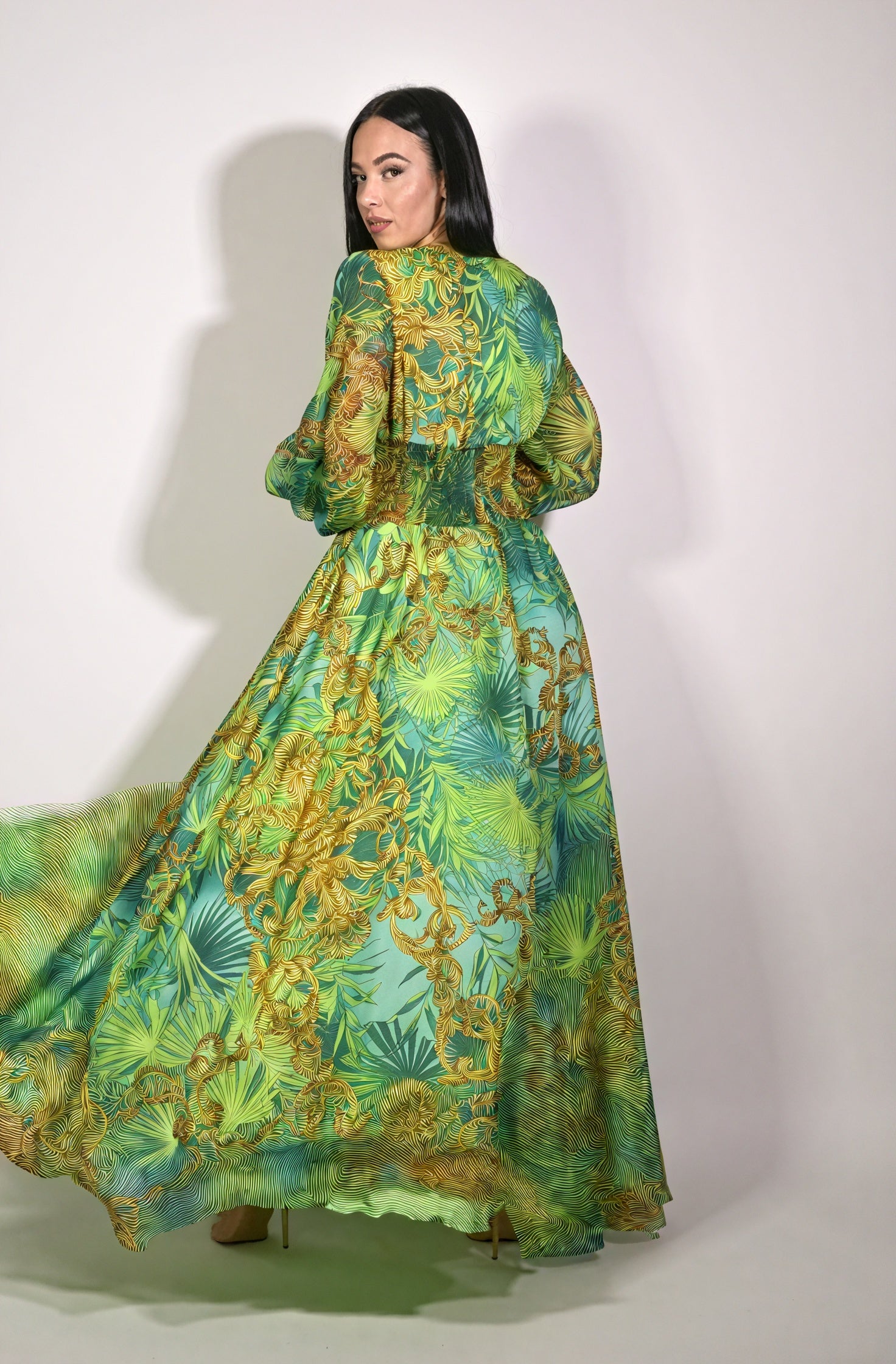 Vestido Maxi Estampado Abstracto con Abertura