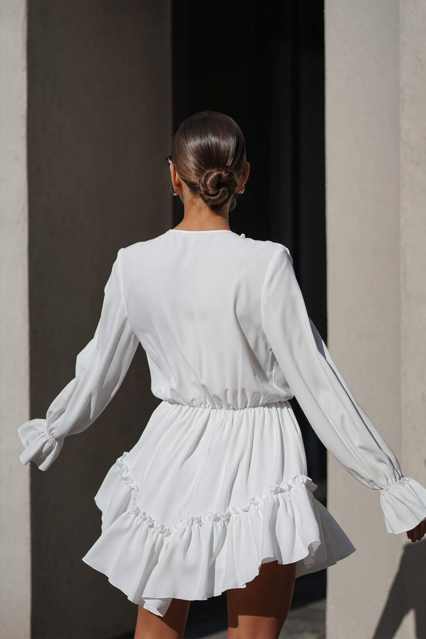Vestido Mini Romántico con Volantes