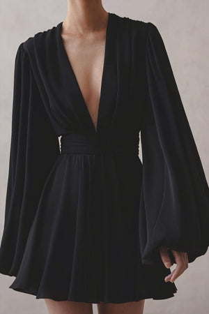 Vestido Fluido con Mangas Abullonadas