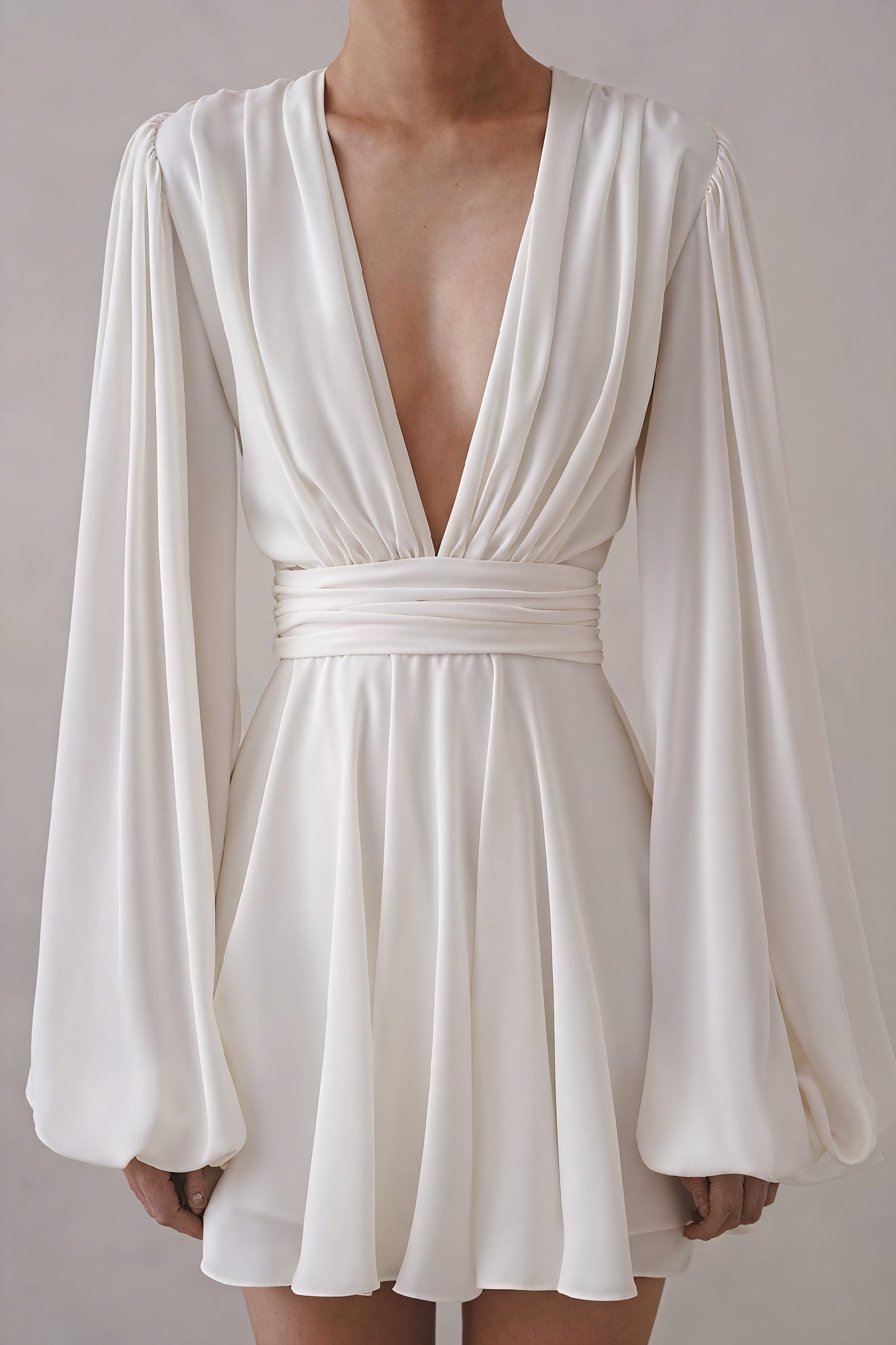 Vestido Fluido con Mangas Abullonadas