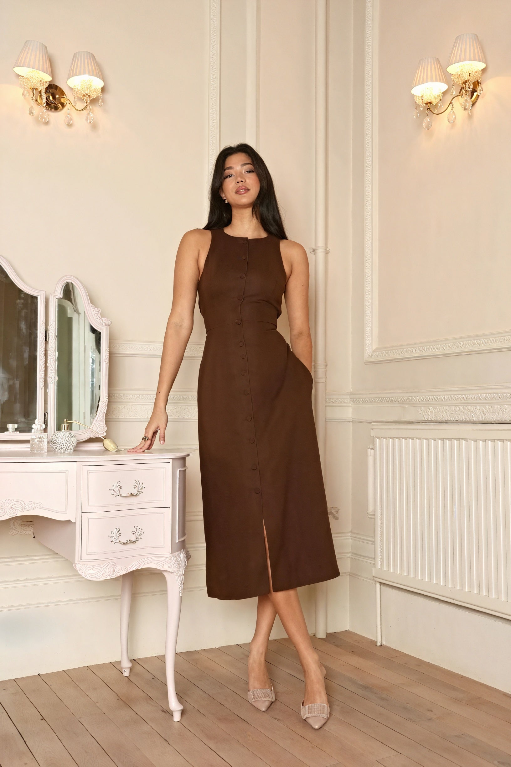 Vestido Midi Botonado con Abertura Delantera