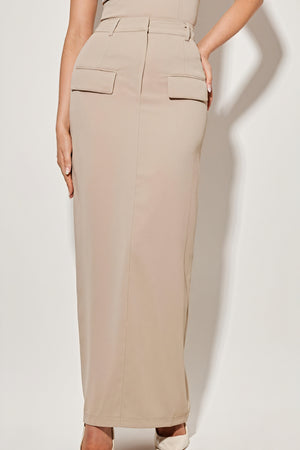 Vestido Halter Minimalista con Bolsillos