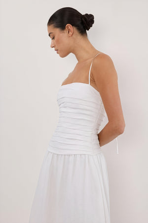 Vestido Midi A-line con Tirantes Finos