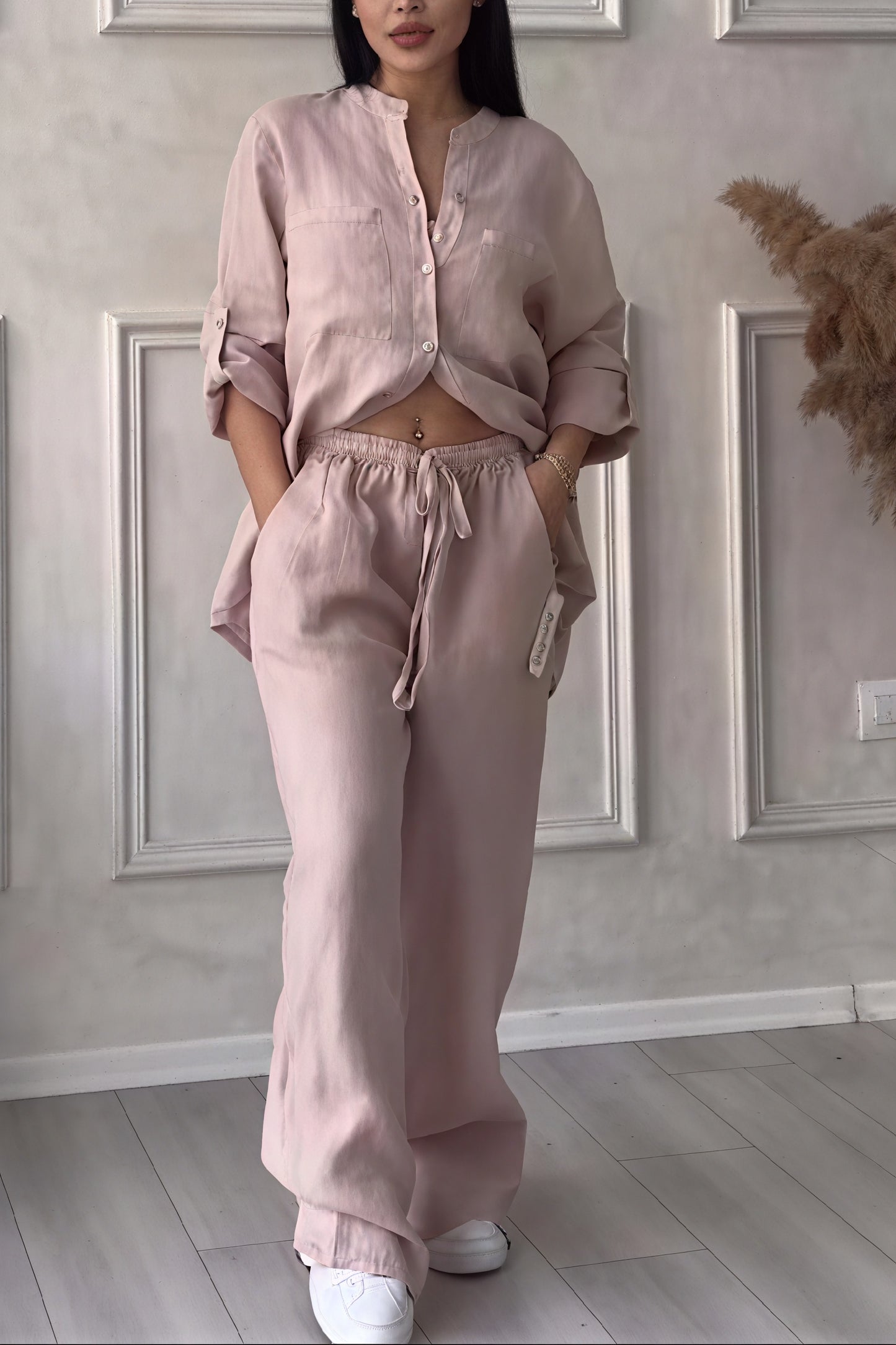 Conjunto Sofisticado: Comodidad y Estilo en Armonía