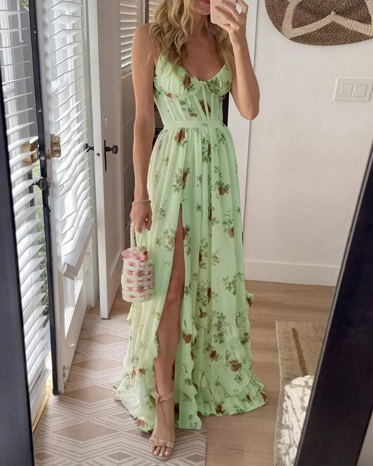 Vestido Maxi Floral Único con Tirantes Finos, Abertura Alta y Silueta Fluida. Perfecto para Verano y Ocasiones Especiales.-81660-ca3bb06b-f319-427e-a12c-9a0d88eb461e