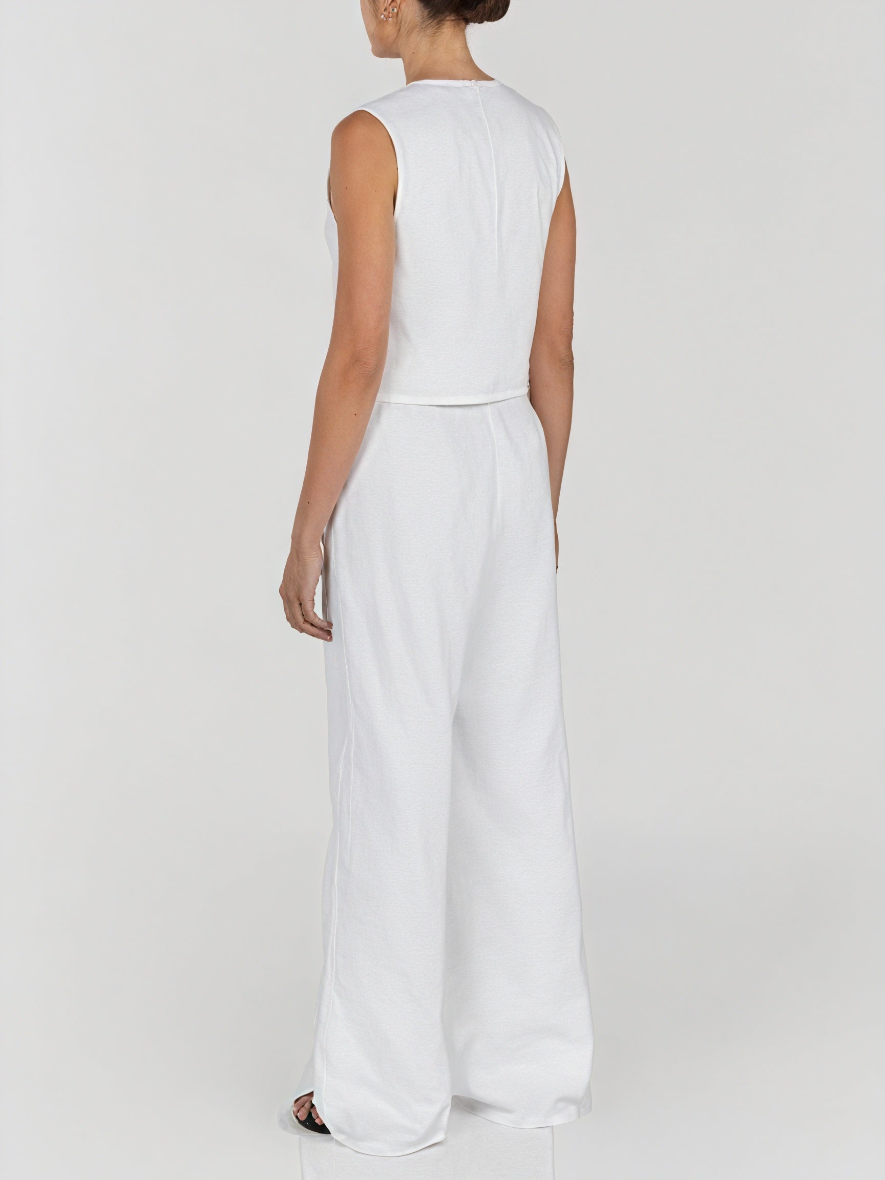 Conjunto Sofisticado: Chaleco y Pantalón de Pierna Ancha