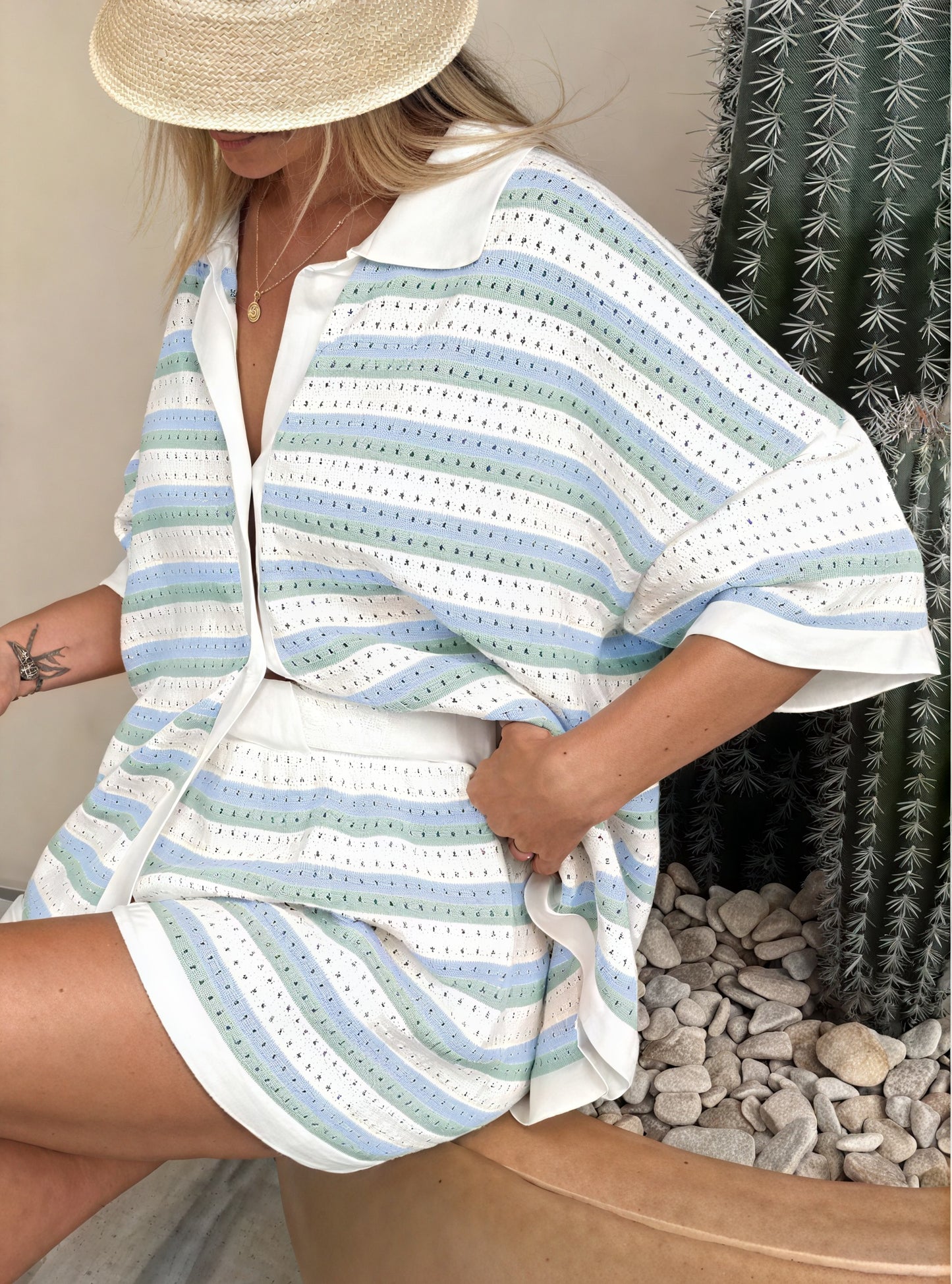 Top Tejido a Rayas con Cuello