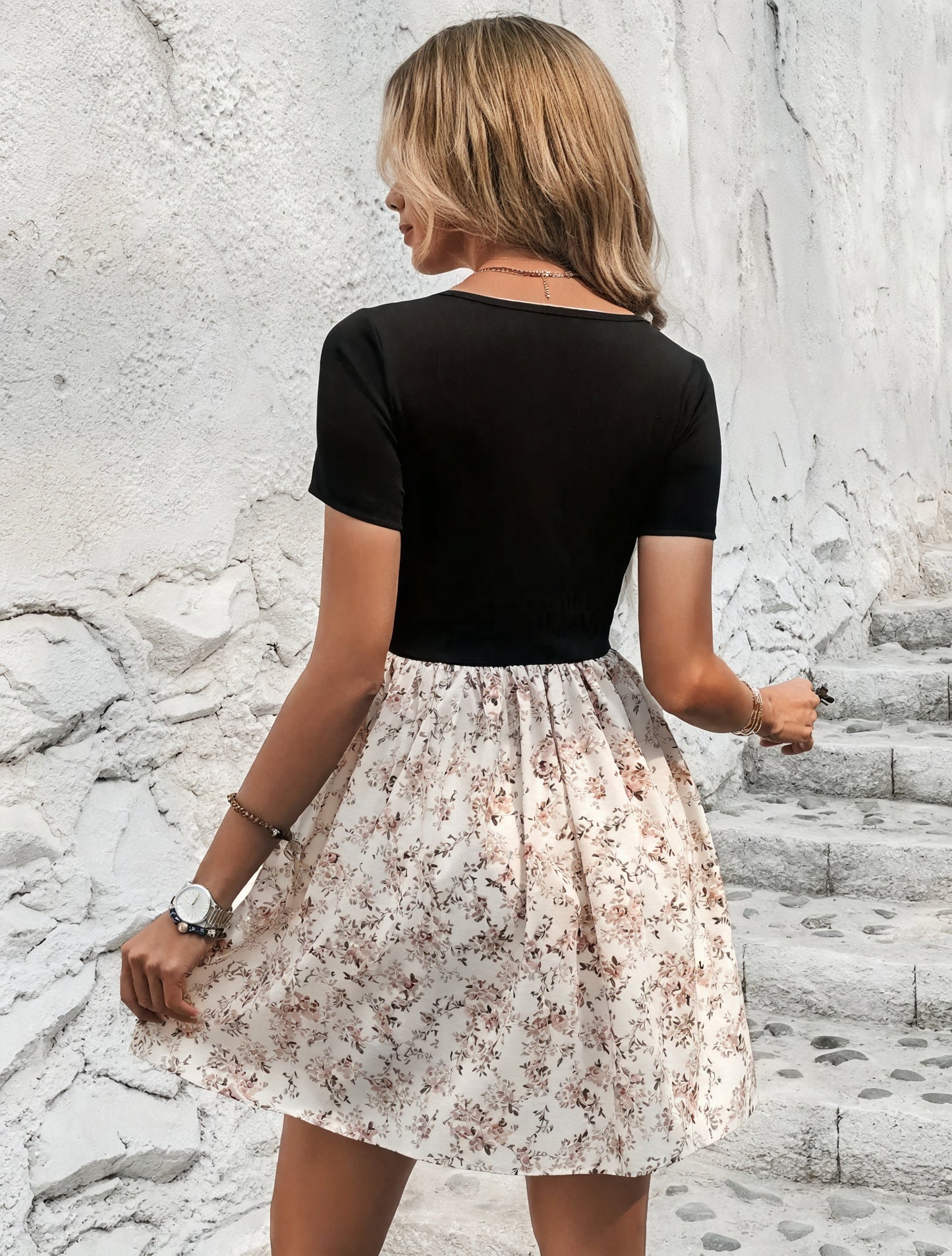 Vestido Efecto Dos Piezas con Escote Cuadrado y Falda Floral para Verano Casual y Femenino-82320-3aa00063-3fd6-46f8-a7af-9b9c49cada6b
