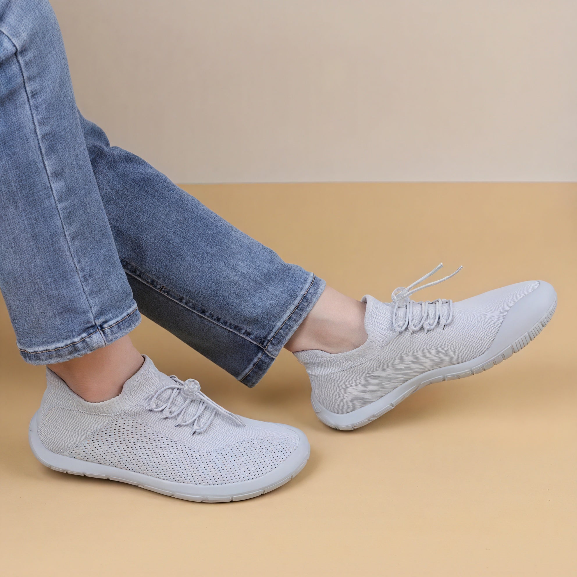 Calzado Deportivo Minimalista: Comodidad y Estilo