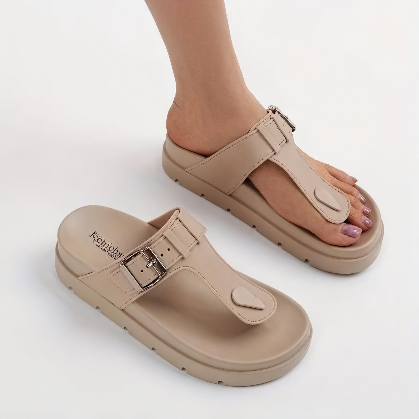 Sandalias de Diseño Minimalista con Hebilla Ajustable