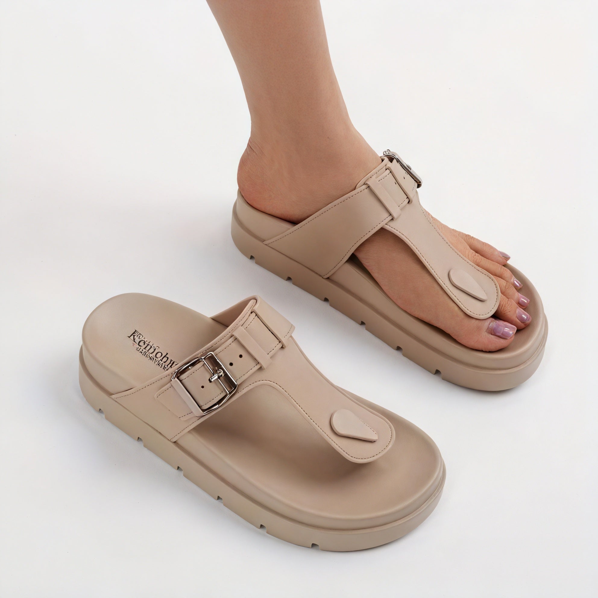 Sandalias de Diseño Minimalista con Hebilla Ajustable