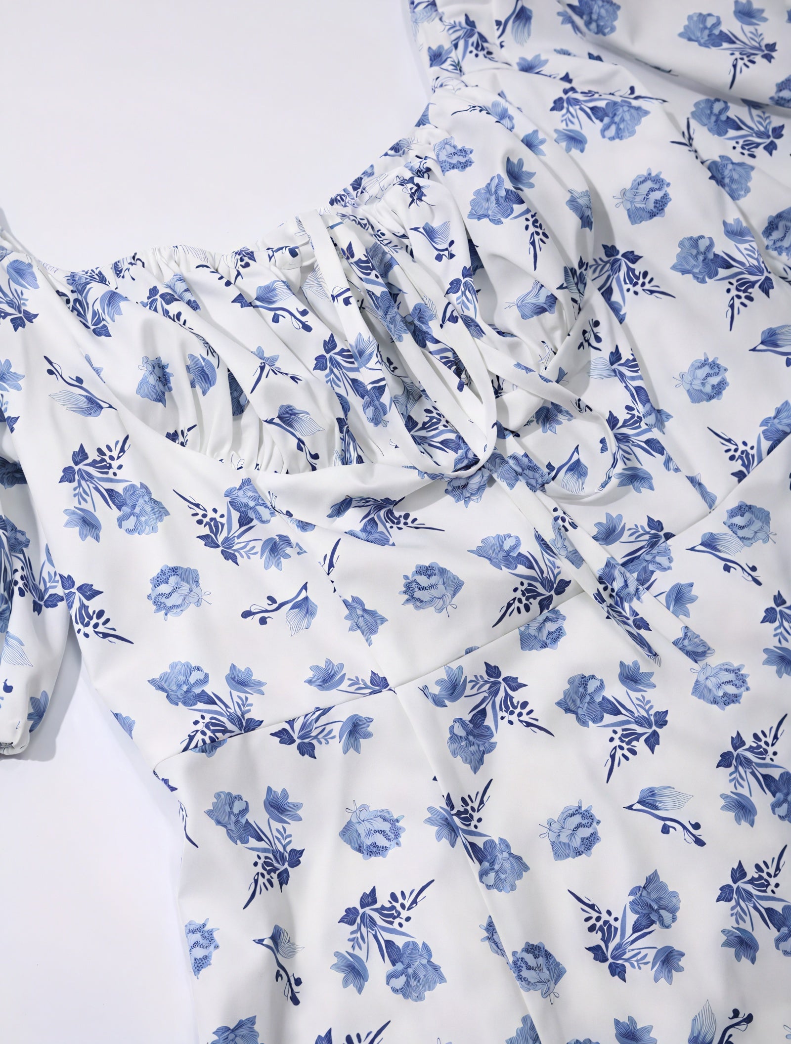 Vestido Floral de Verano con Escote Cuadrado, Mangas Abullonadas y Abertura Alta – Estilo Femenino y Romántico-82654-d90599f4-cc87-4652-8f64-ad2a7d636621