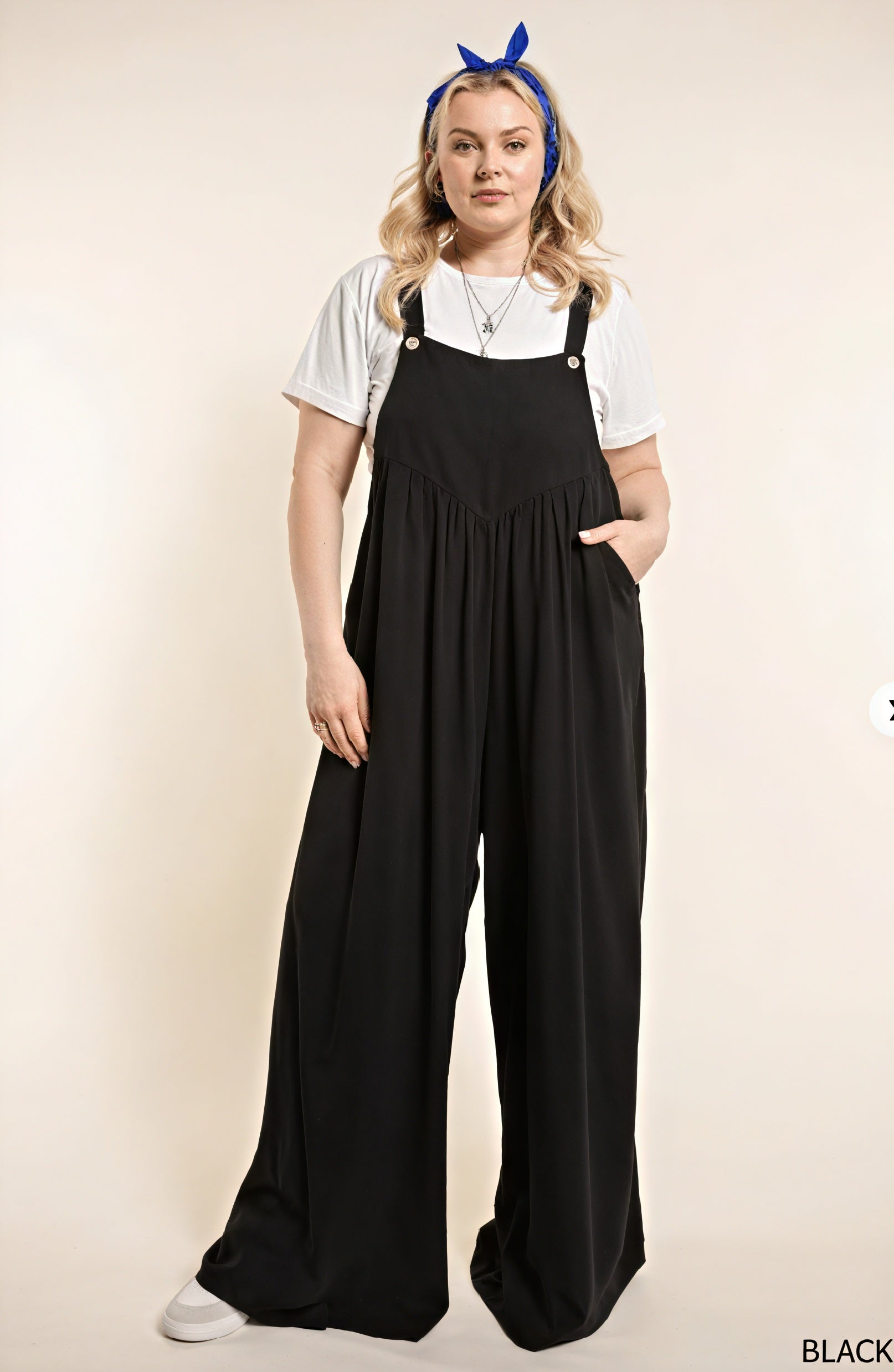 Prenda Fluida con Detalles Buttoned
