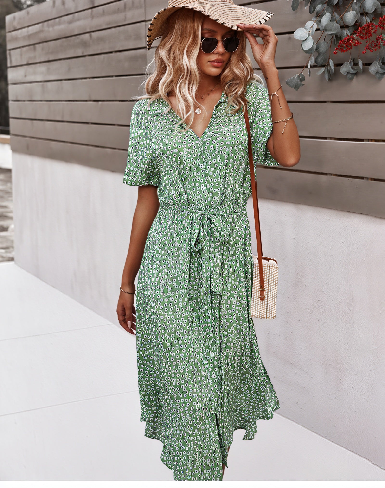 Vestido Midi Estampado Floral con Cinturón