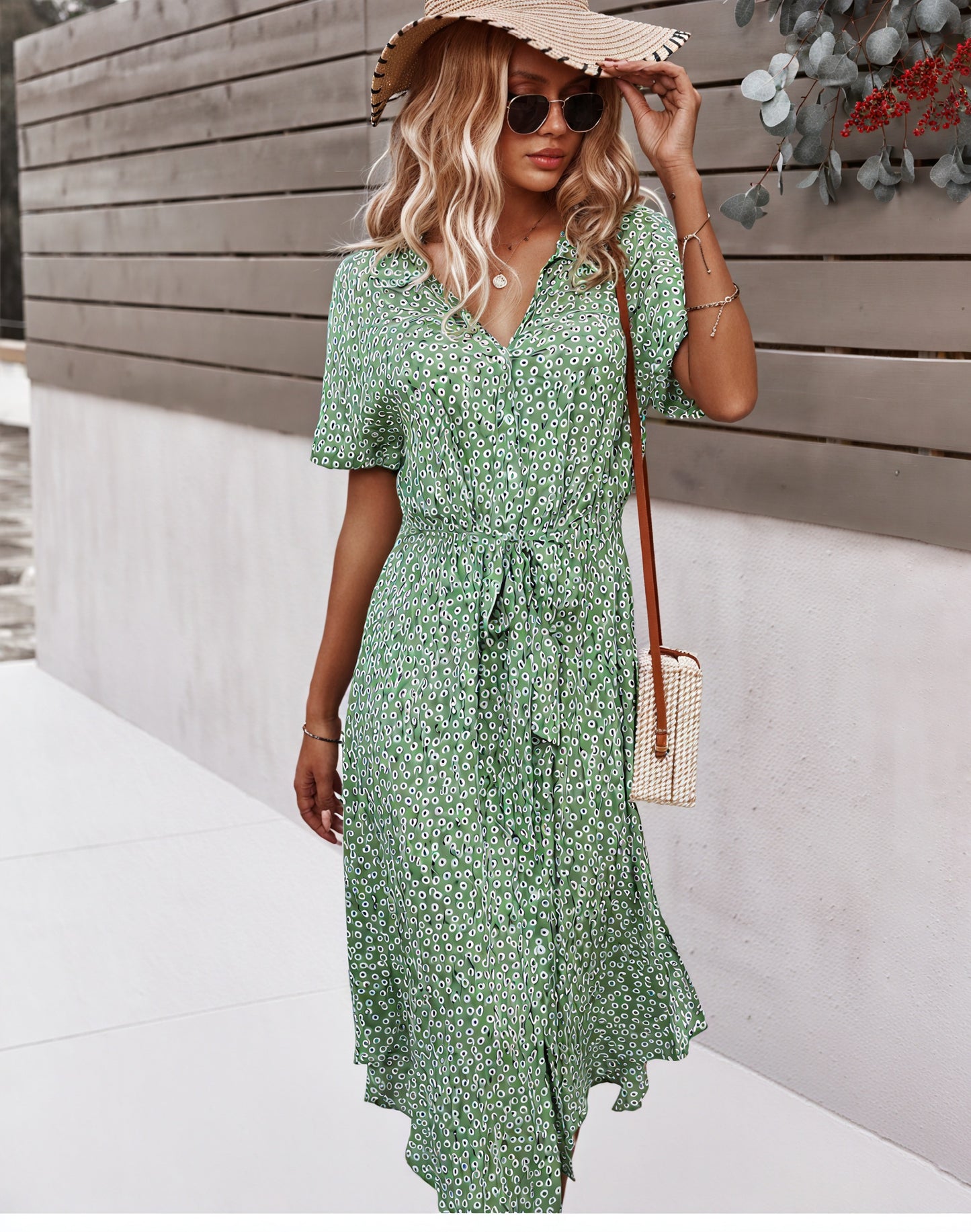 Vestido Midi Estampado Floral con Cinturón