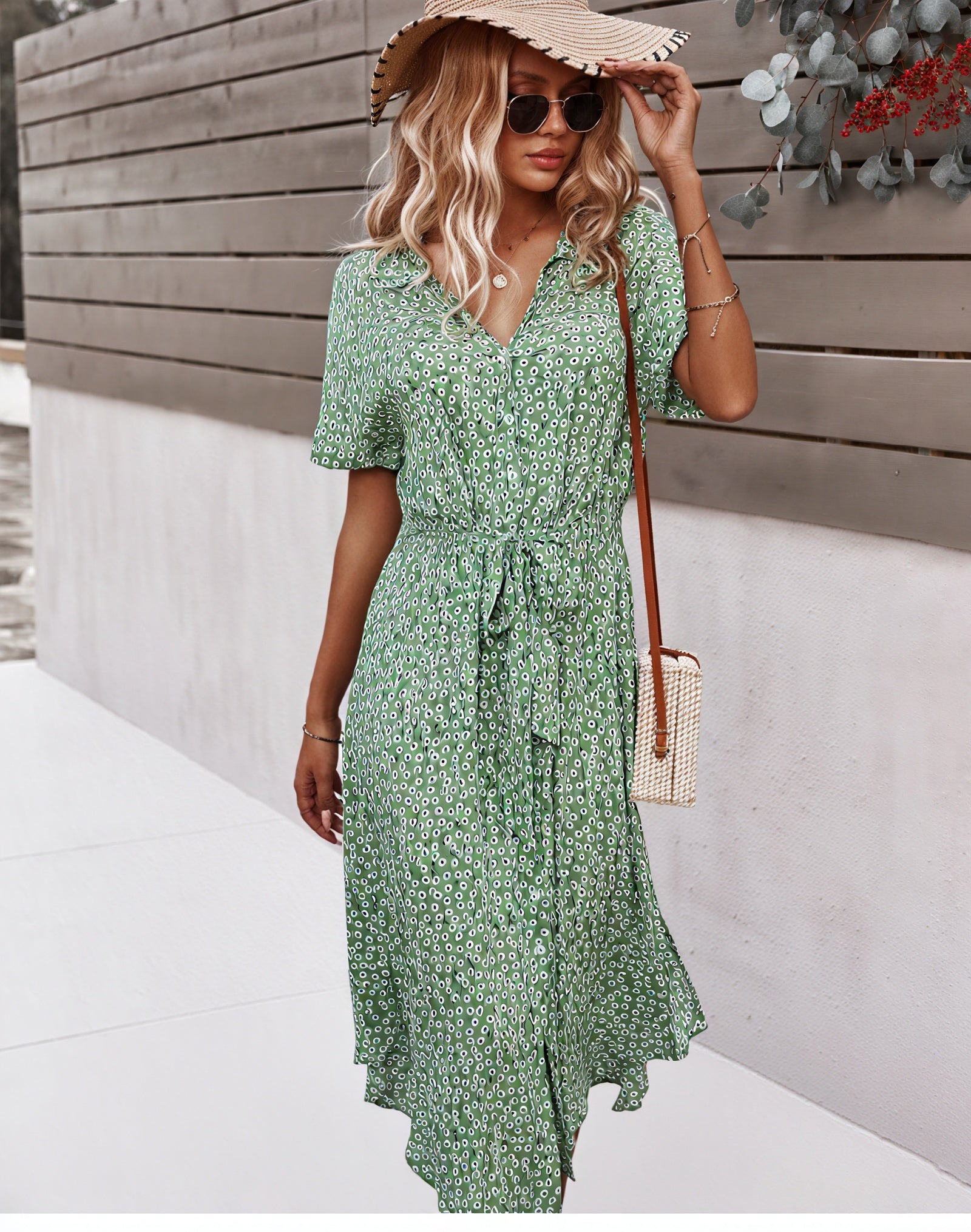 Vestido Midi Estampado Floral con Cinturón