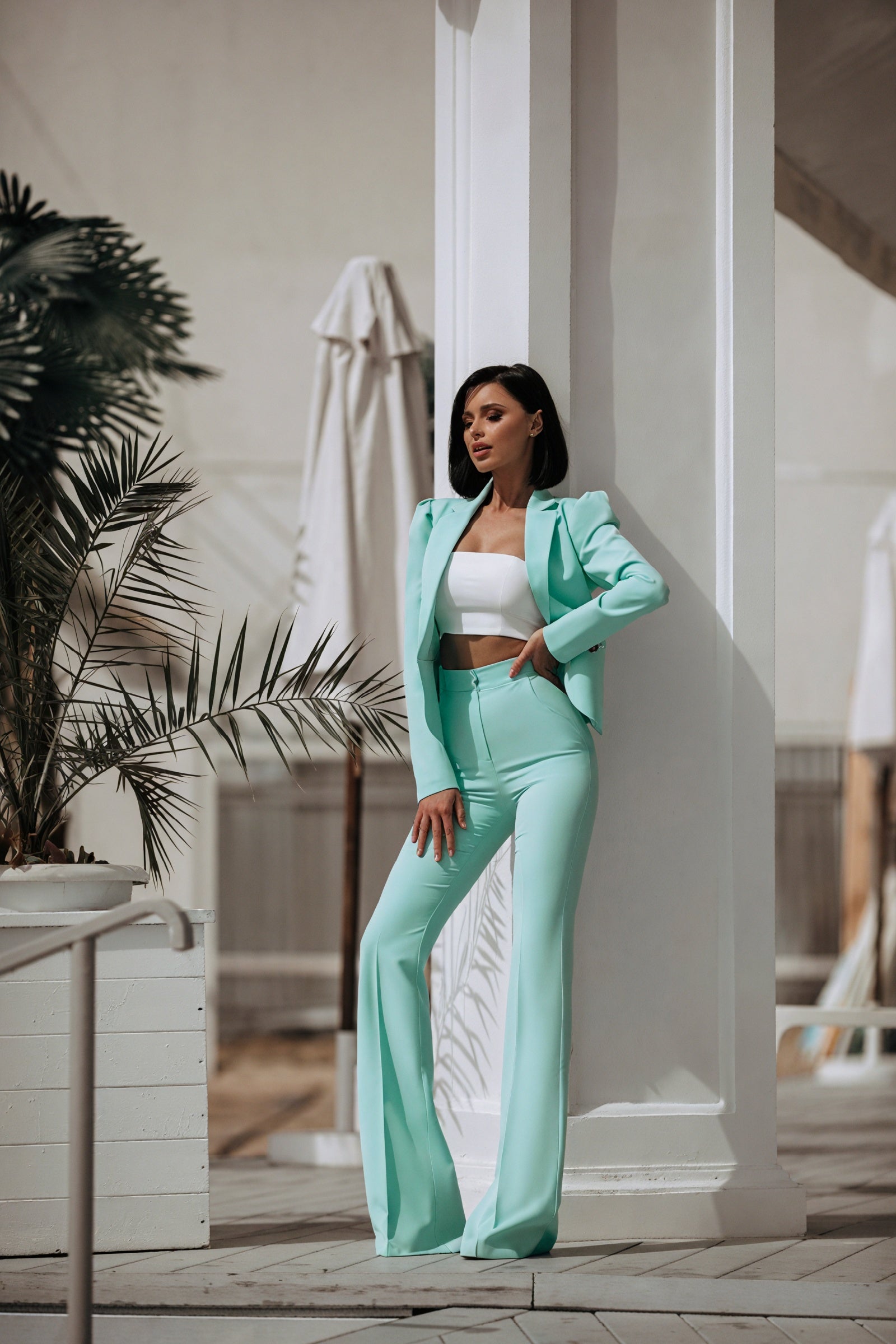 Conjunto Sofisticado: Elegancia Moderna y Distinción
